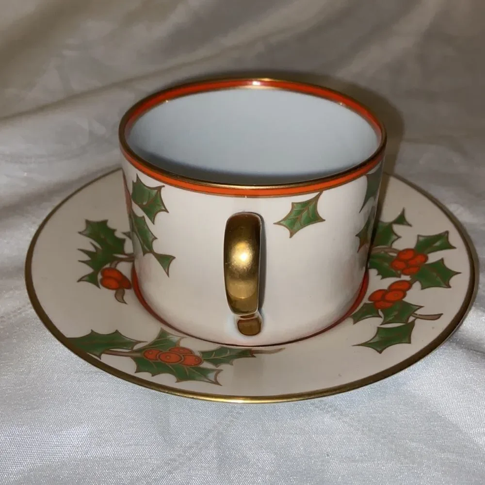 Vintage Fitz Floyd Christmas Holly‎ Cup Saucer Retired 1982 Made in Japan